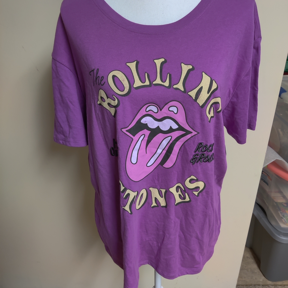 New Time And Tru  Rolling Stones Purple T-shirt Size Large, Rock And Roll